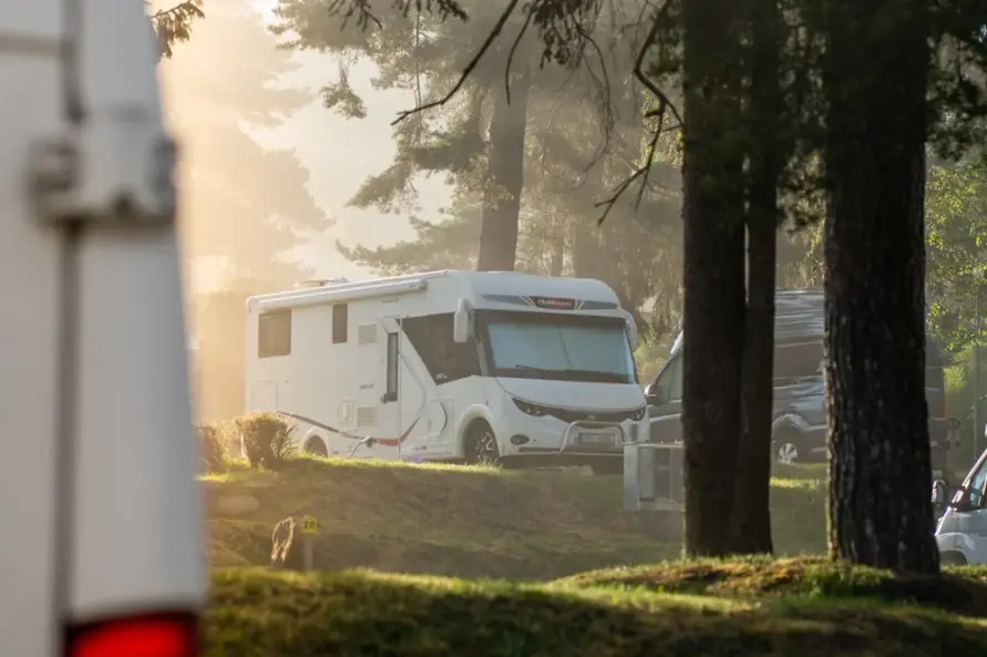 Camping Panorama Lipno ubytování v obytných vozech