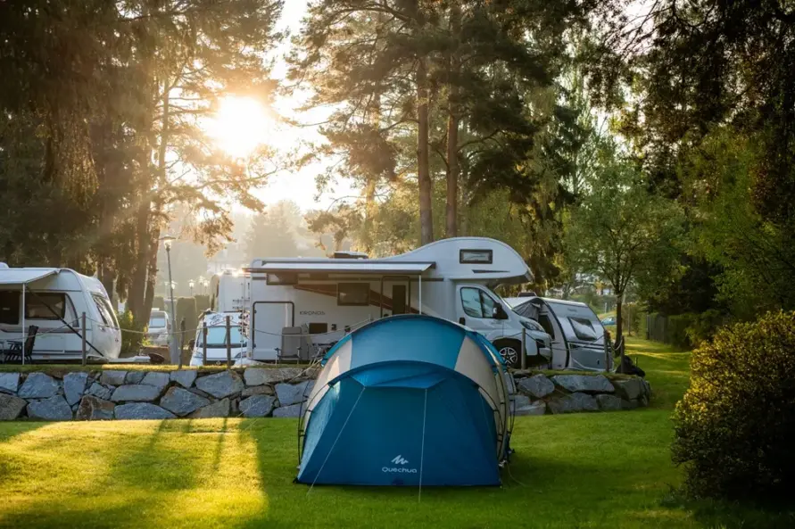 Camping Panorama Lipno ubytování ve stanu